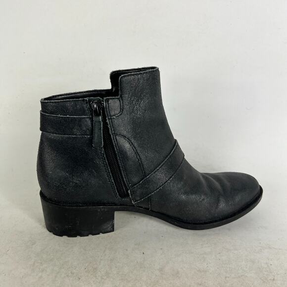 Cole Haan Rooney Short Boots Women's 8 Black Leather Comfort Buckle Strap D42552 - Picture 3 of 10